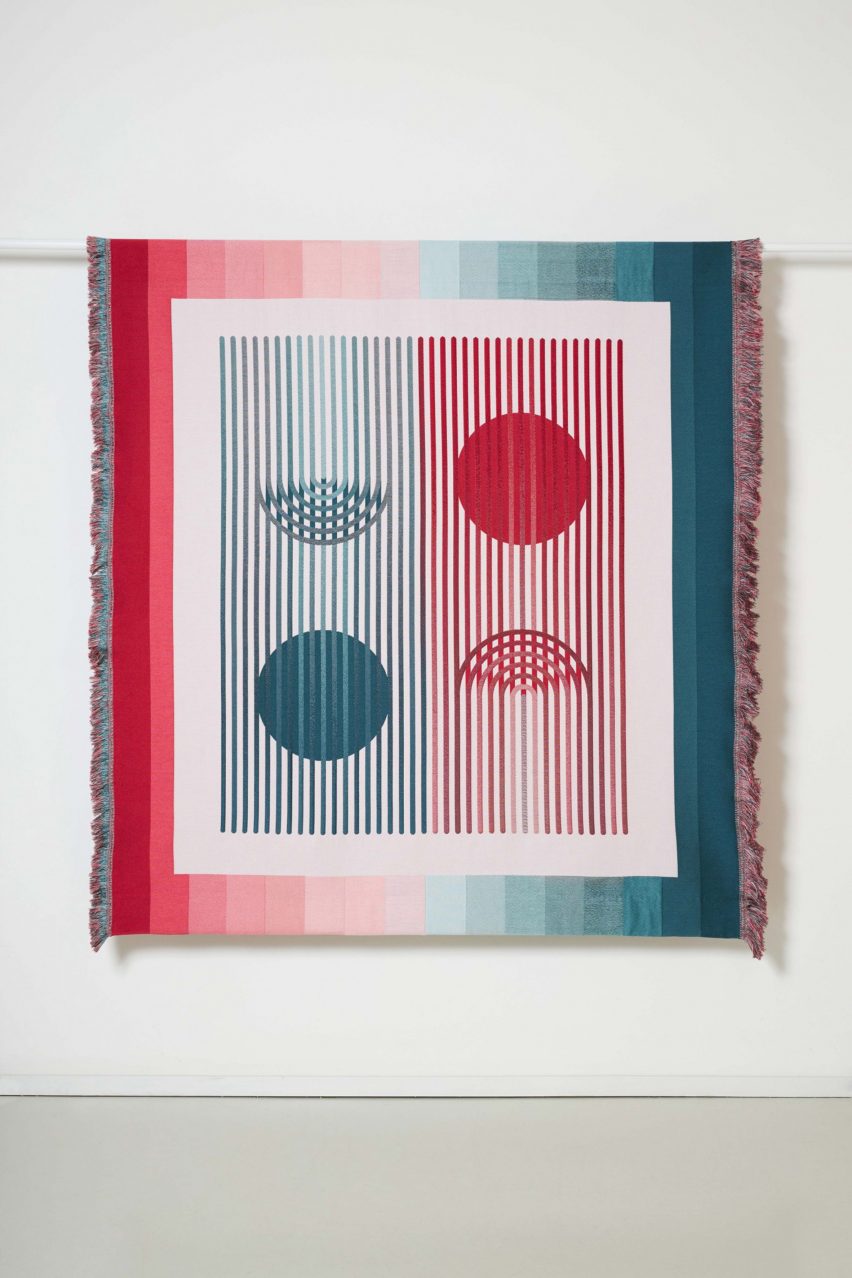 Chromarama es una serie de tapices vibrantes para personas con daltonismo.