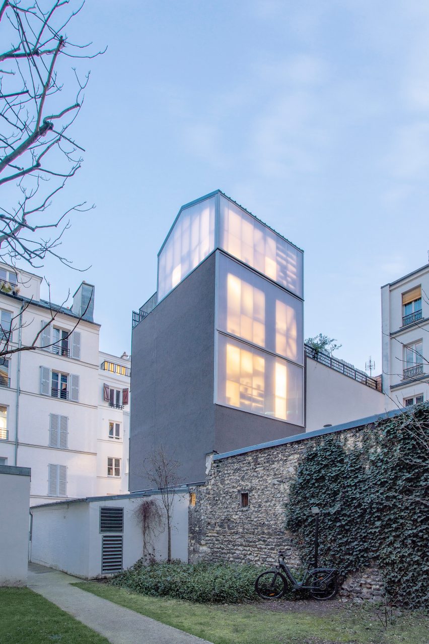 La imagen exterior de una casa en París