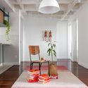 LK Apartment/Office Studio - Fotografía de interiores, madera, iluminación, sillas